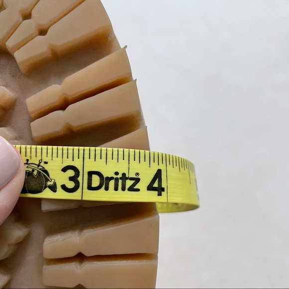 American Eagle Outfitters Vintage Women’s Suede Lace Up Boot - Picture 10 of 16